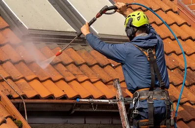 Démoussage et hydrofuge de toiture à Godenvillers